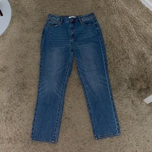 PacSun medium wash mom jeans
